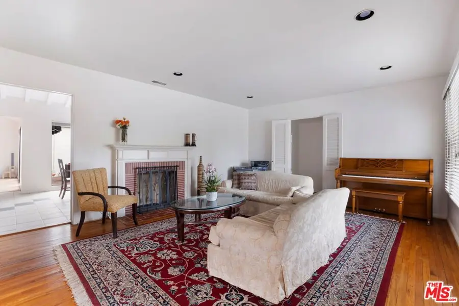 6221 Condon Avenue, Los Angeles, CA 90056 - #2