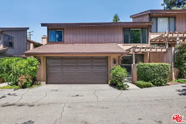 21 Northwoods Lane, La Crescenta, CA 91214