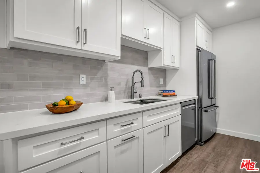 914 Lincoln Boulevard #202, Santa Monica, CA 90403 - #2