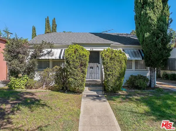 412 N Irving Boulevard, Los Angeles, CA 90004