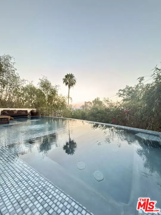 9140 St Ives Drive, Los Angeles, CA 90069 - #2