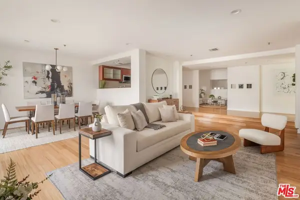 12011 Goshen Avenue #105, Los Angeles, CA 90049
