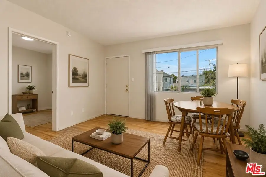 2321 3rd Avenue, Los Angeles, CA 90018 - #3