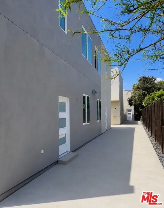 11223 Tiara Street, North Hollywood, CA 91601 - #2