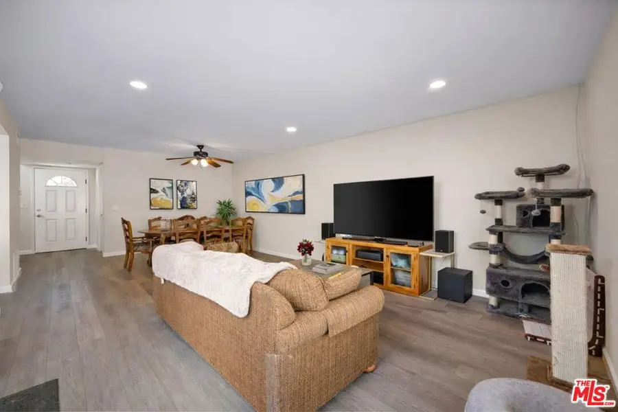 18515 Mayall Street #J, Northridge, CA 91324 - #3