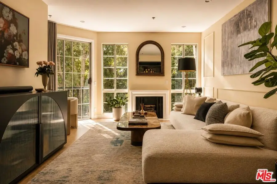 585 N Rossmore Avenue #407, Los Angeles, CA 90004 - #2