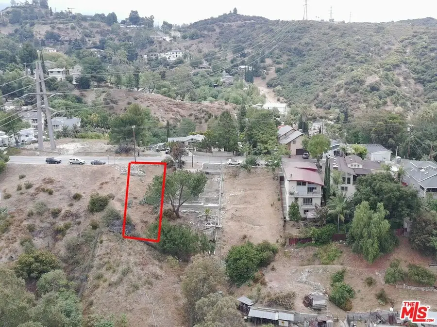 9477 Reverie Road, Tujunga, CA 91042 - #2