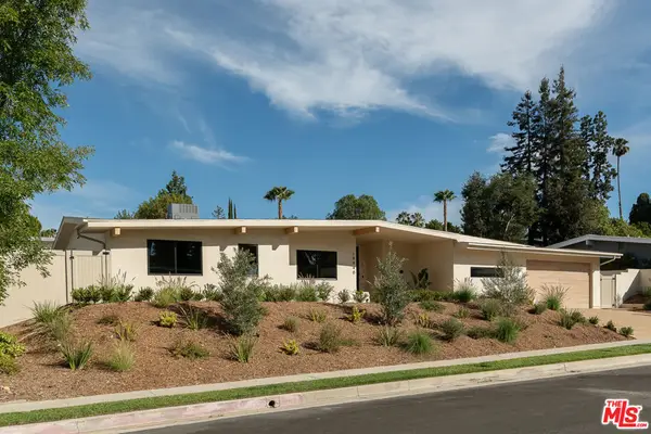 18840 La Amistad Place, Tarzana, CA 91356