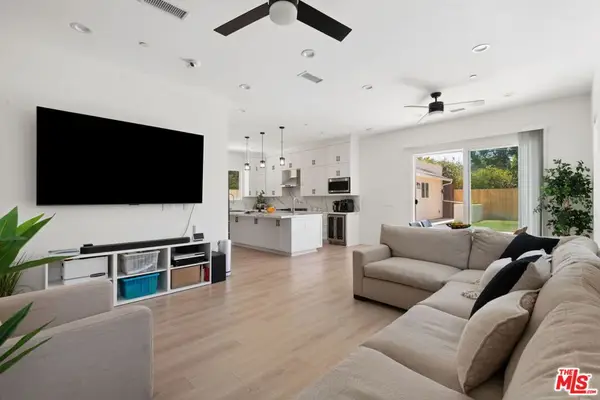 8910 W 25th Street, Los Angeles, CA 90034