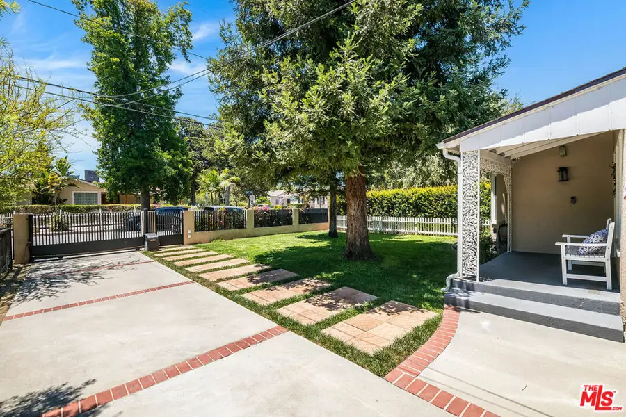 5320 Irvine Avenue, North Hollywood, CA 91601 - #2