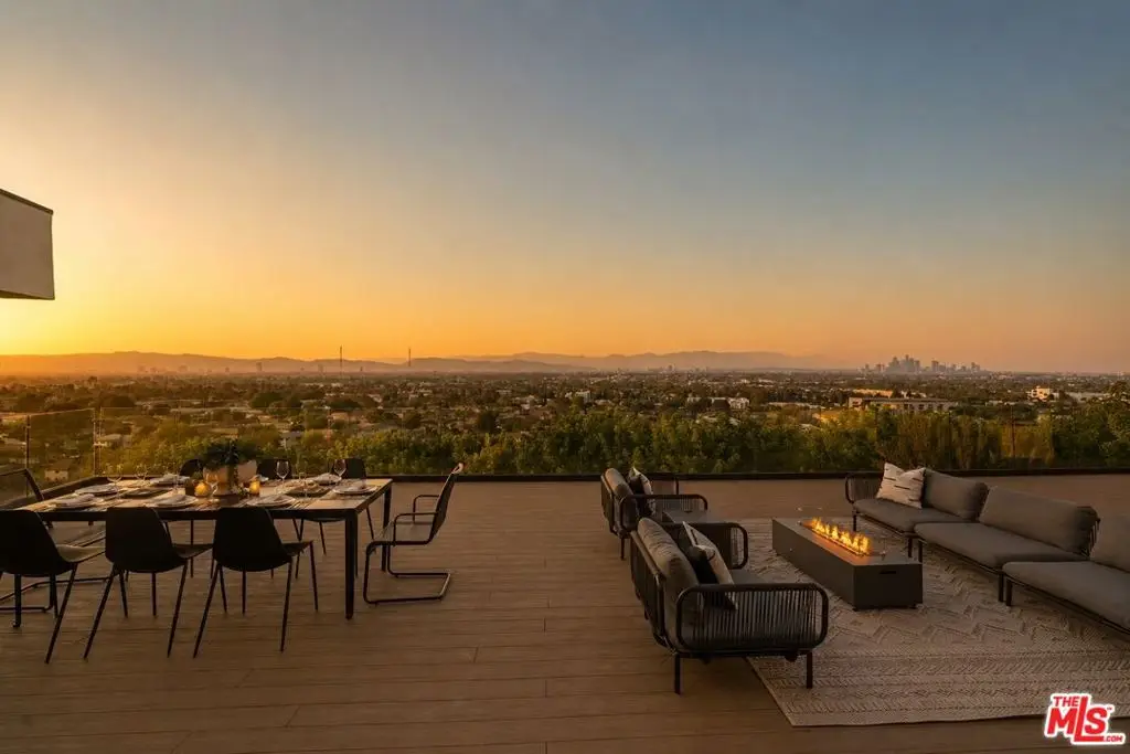 4207 Don Alanis Place, Los Angeles, CA 90008 - #1