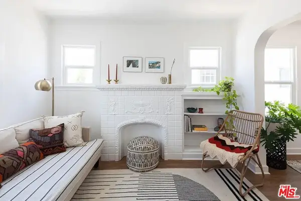 1744 W 36th Place, Los Angeles, CA 90018