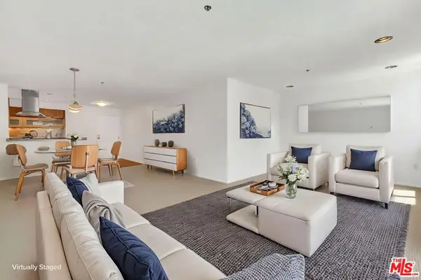 4501 Cedros Avenue #206, Sherman Oaks, CA 91403