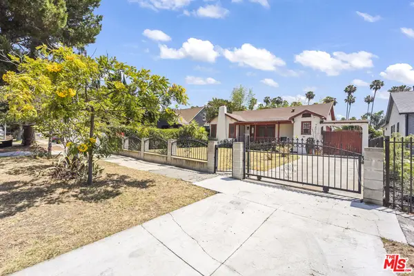 4914 10th Avenue, Los Angeles, CA 90043
