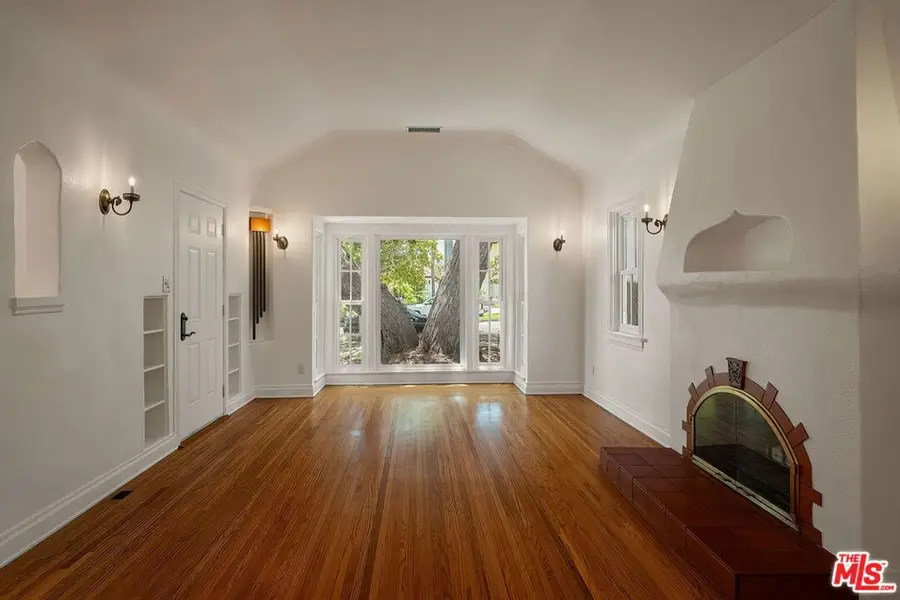 417 11th Street, Santa Monica, CA 90402 - #3