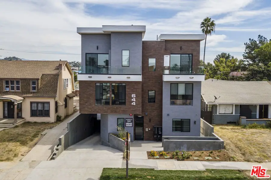644 N Normandie Avenue, Los Angeles, CA 90004 - #2