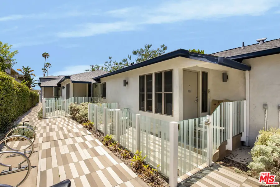 1446 Yale Street, Santa Monica, CA 90404 - #2