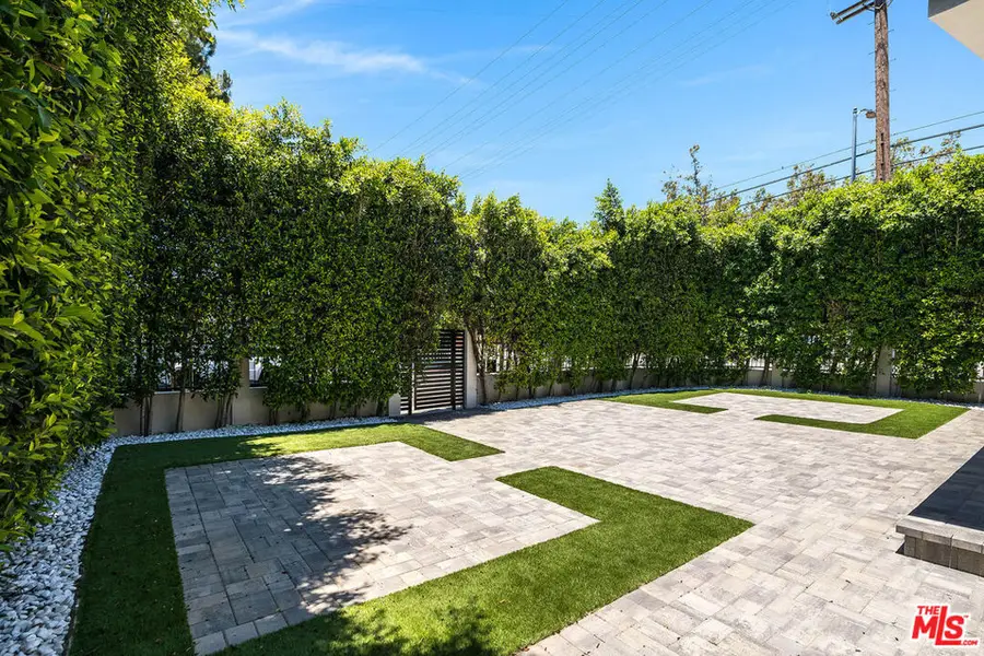 5954 Simpson Avenue, Valley Village, CA 91607 - #3