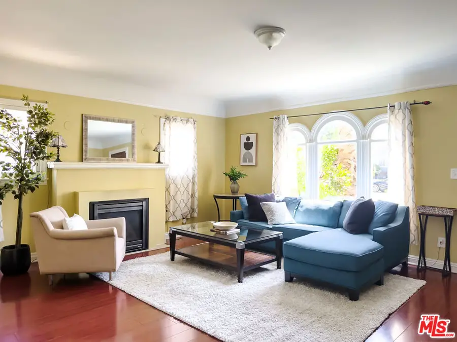 3857 2nd Avenue, Los Angeles, CA 90008 - #2