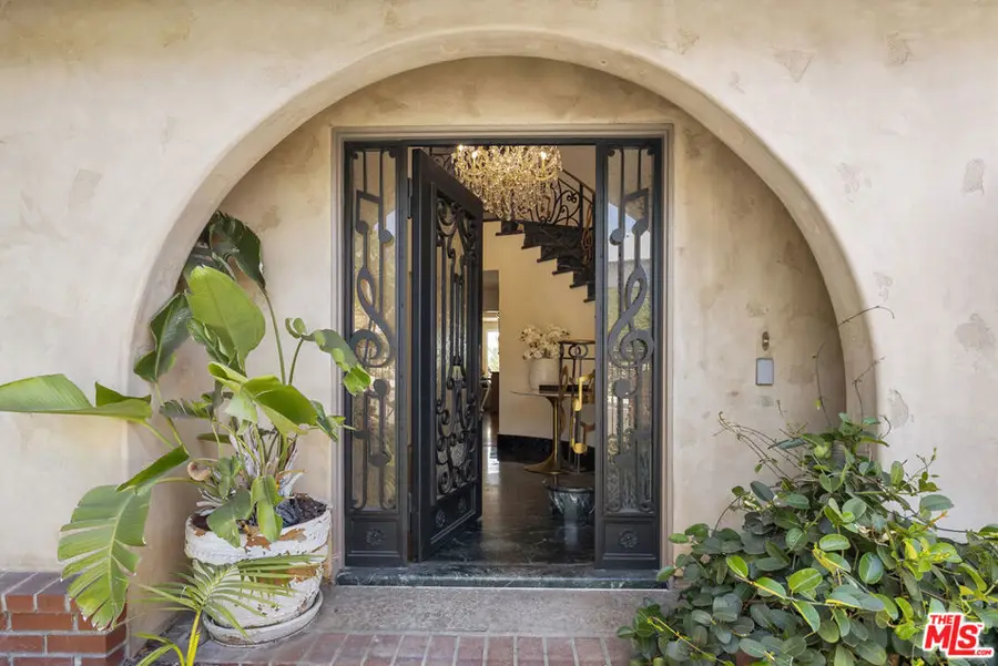 8004 Oceanus Drive, Los Angeles, CA 90046 - #2