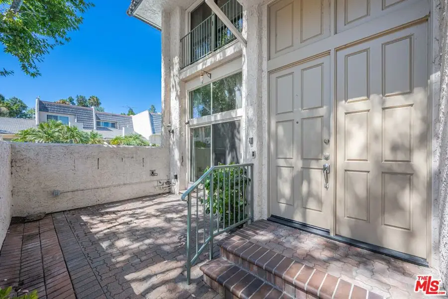 6217 1/2 Randi Avenue, Woodland Hills, CA 91367 - #3