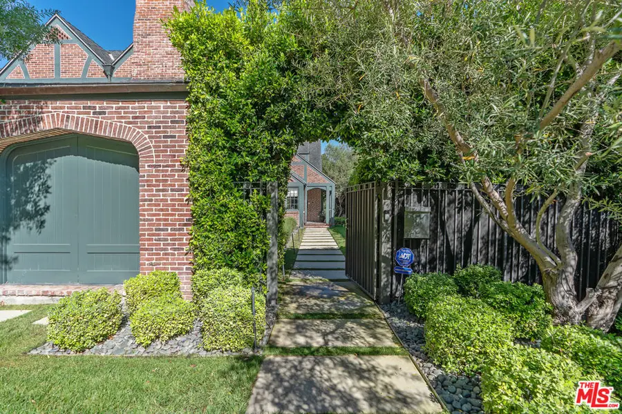 560 S Bronson Avenue, Los Angeles, CA 90020 - #2