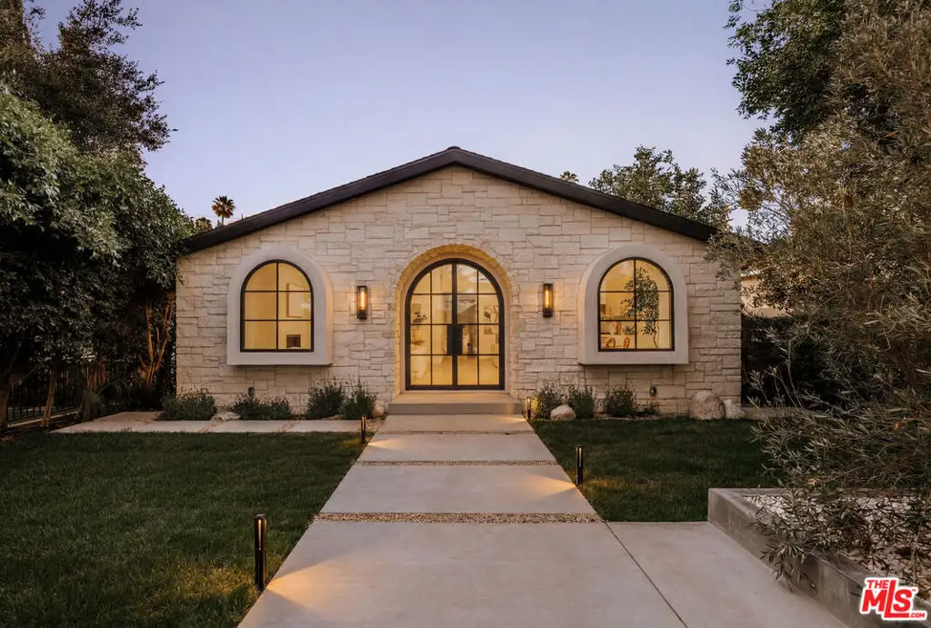 12129 Cantura Street, Studio City, CA 91604 - #1