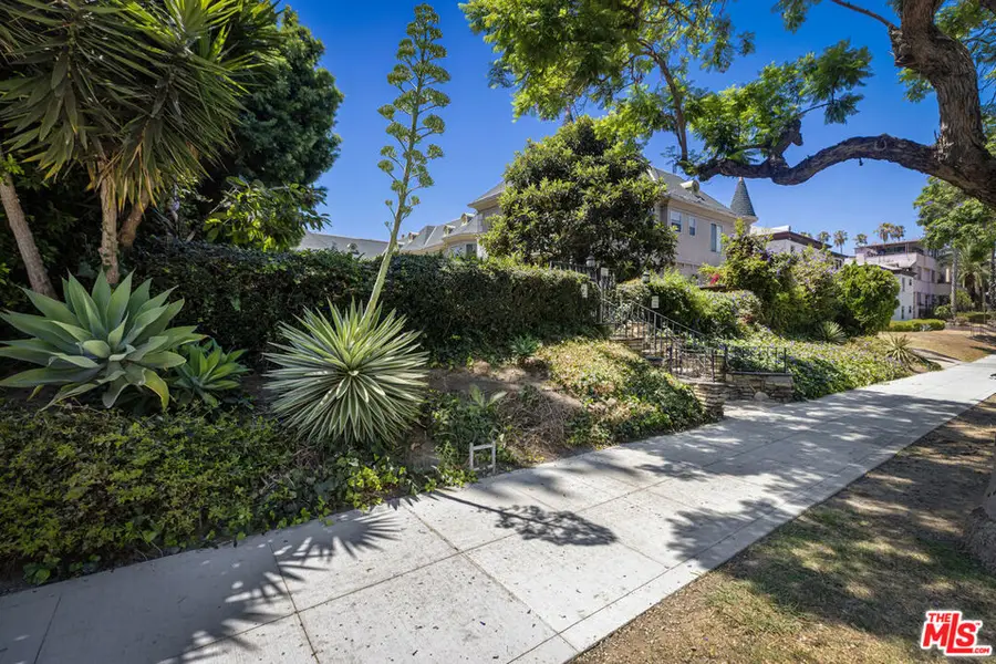 1143 S Westmoreland Avenue #5, Los Angeles, CA 90006 - #3
