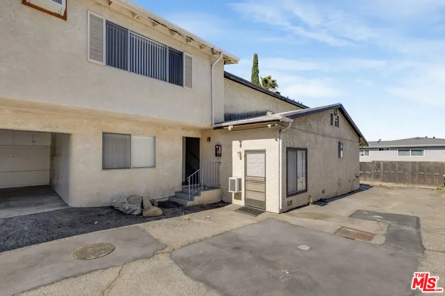 10139 Hillhaven Avenue, Tujunga, CA 91042 - #3