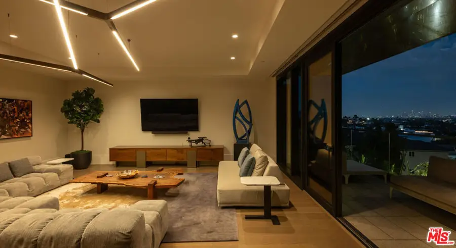 8420 Sunset Boulevard #602, West Hollywood, CA 90069 - #3