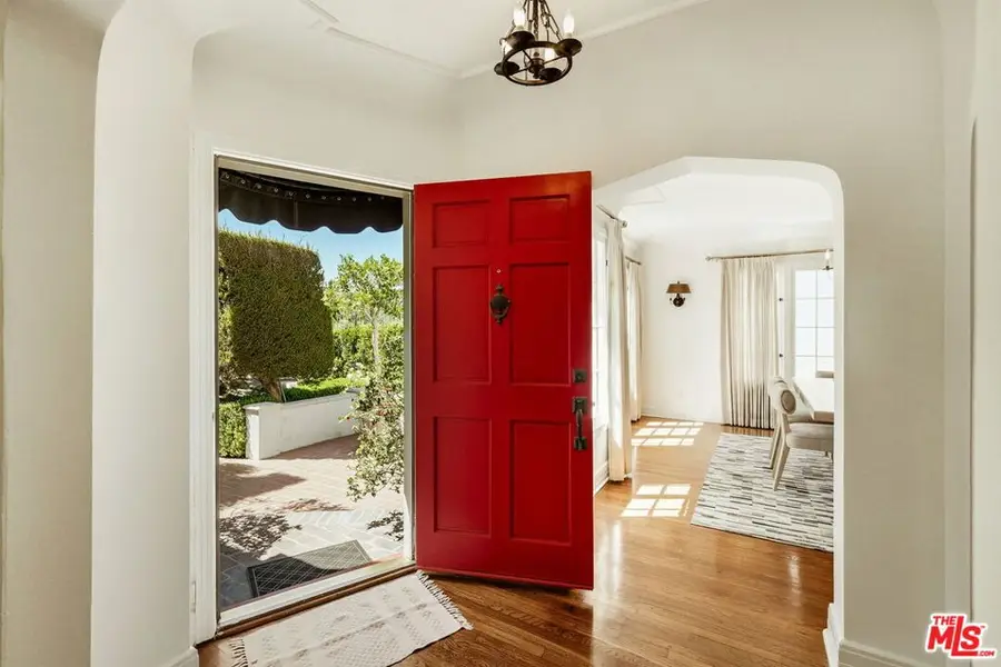 1174 Masselin Avenue, Los Angeles, CA 90019 - #3