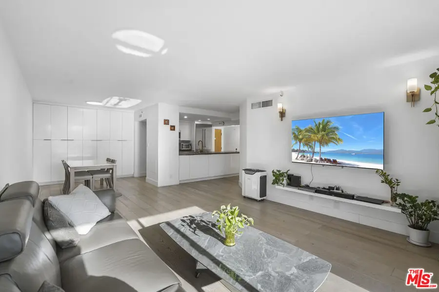600 W 9th Street #1214, Los Angeles, CA 90015 - #2