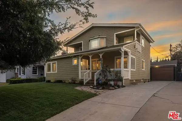 11825 Pacific Avenue, Los Angeles, CA 90066