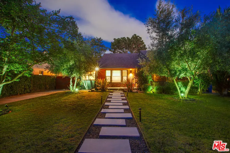 5518 Carpenter Avenue, Valley Village, CA 91607 - #3