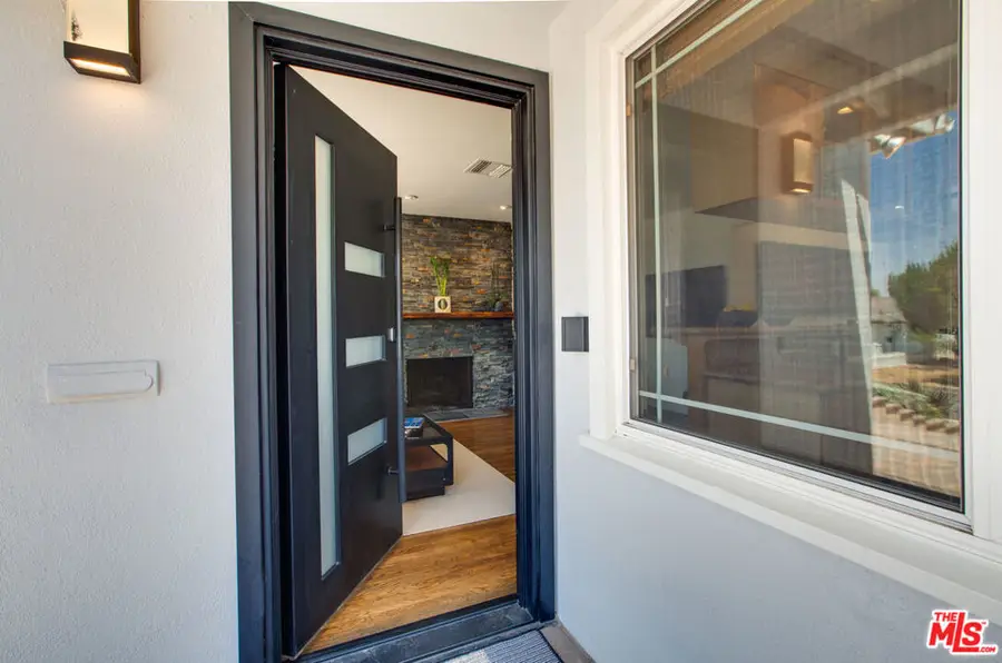 7724 Shady Cove Avenue, Burbank, CA 91504 - #2