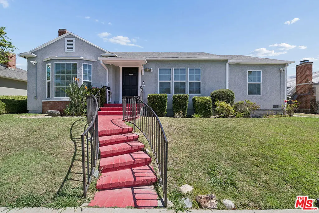 5254 Parkglen Avenue, Los Angeles, CA 90043 - #1