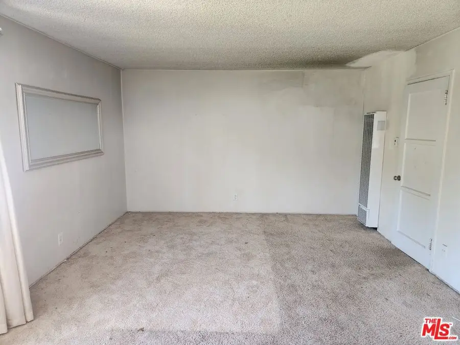 5727 Clemson Street, Los Angeles, CA 90016 - #3