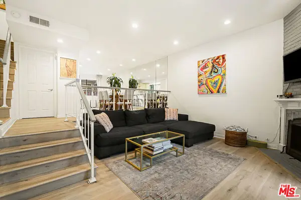 4658 Don Lorenzo Drive #E, Los Angeles, CA 90008