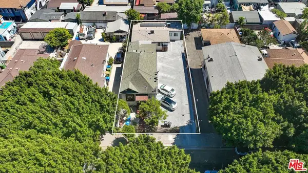 1420 W 22nd Street, Los Angeles, CA 90007