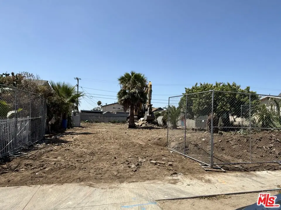 1218 W 101st Street, Los Angeles, CA 90044 - #1