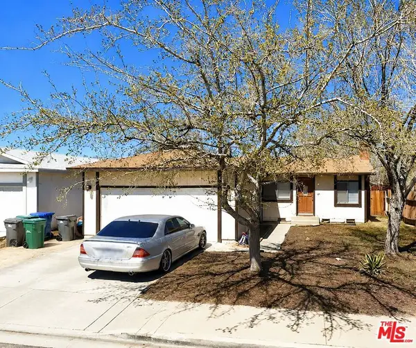 2209 Rosewood Avenue, Lancaster, CA 93535