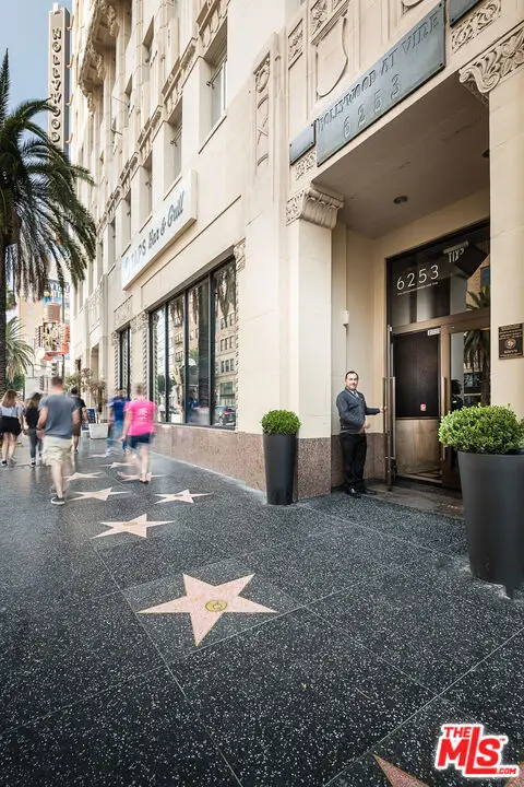 6253 Hollywood Boulevard #1202, Los Angeles, CA 90028 - #3