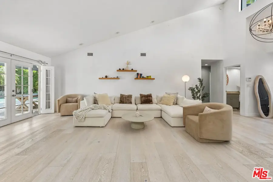 3614 Malibu Country Drive, Malibu, CA 90265 - #3