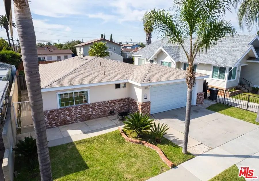 2321 Myrtle Avenue, Long Beach, CA 90806 - #2