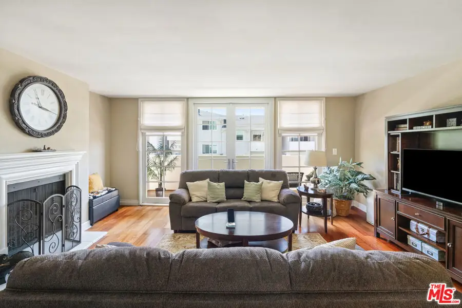 1430 Colby Avenue #102, Los Angeles, CA 90025 - #2