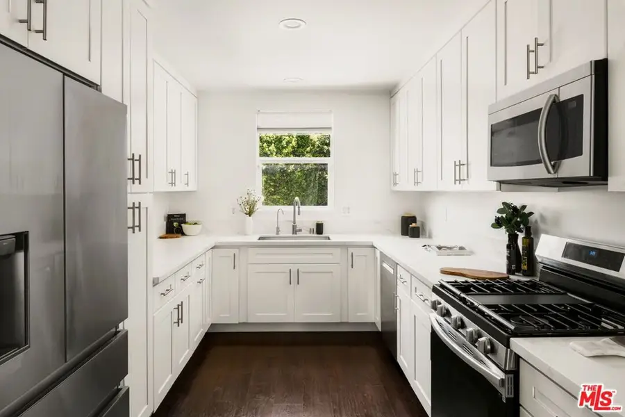 3046 Bagley Avenue, Los Angeles, CA 90034 - #2