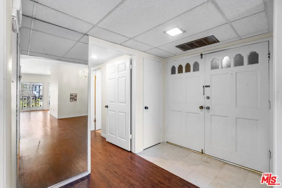 822 S Windsor Boulevard #102, Los Angeles, CA 90005 - #3