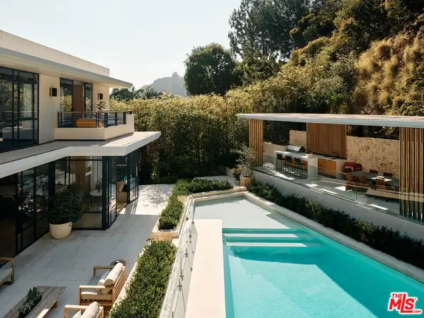 9509 Heather Road, Beverly Hills, CA 90210