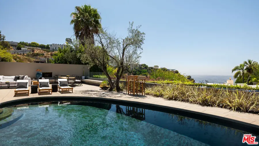 1813 Marcheeta Place, Los Angeles, CA 90069 - #3