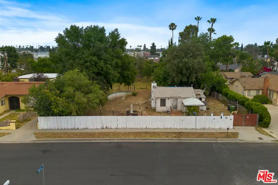 7800 Jordan Avenue, Canoga Park, CA 91304 - #2